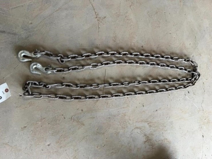 small--12'-chain,-2-hooks-image-1