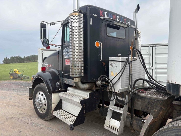 1985-kenworth-w900-image-4