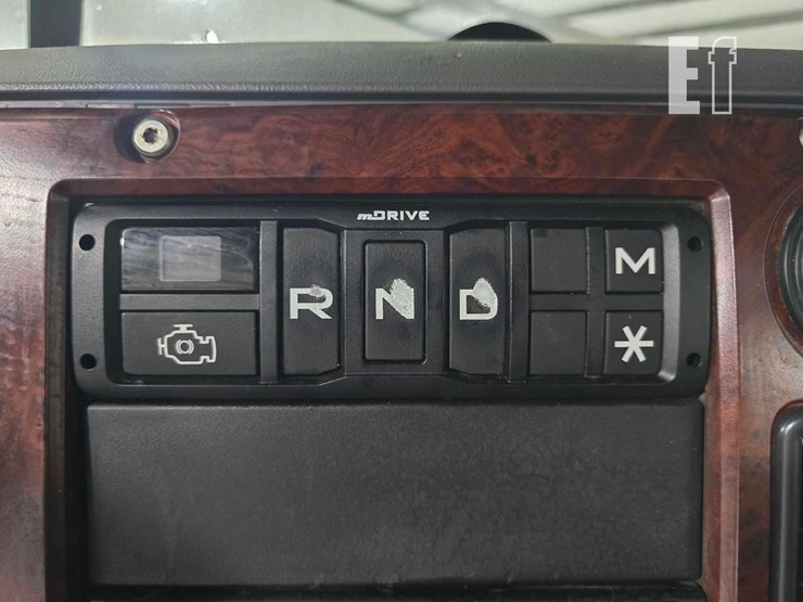 2017-mack-pinnacle-cxu613-image-15