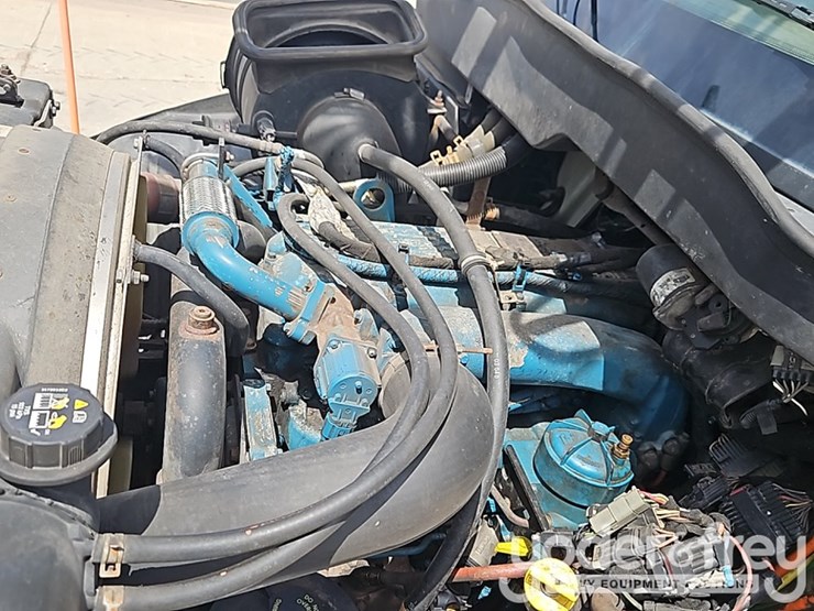 2005-international-durastar-4300-image-27