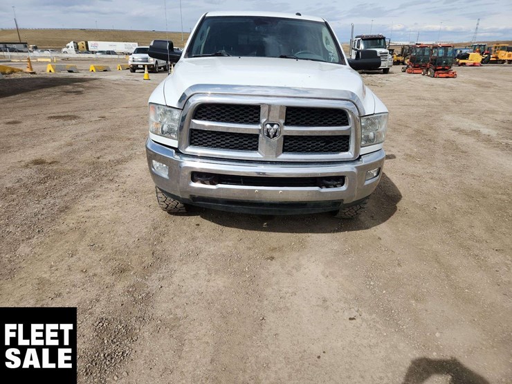 2017-dodge-2500-image-8