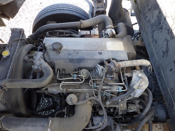 1999-isuzu-nqr-image-13