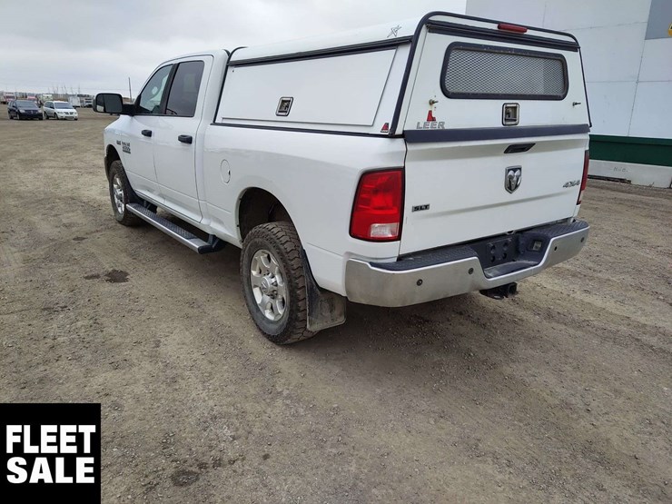 2016-dodge-2500-image-3