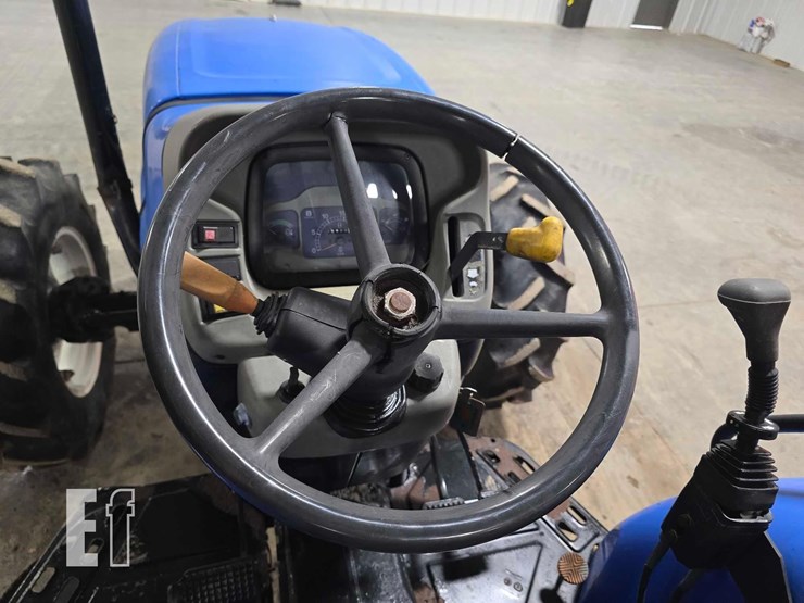 new-holland-tn75a-image-12