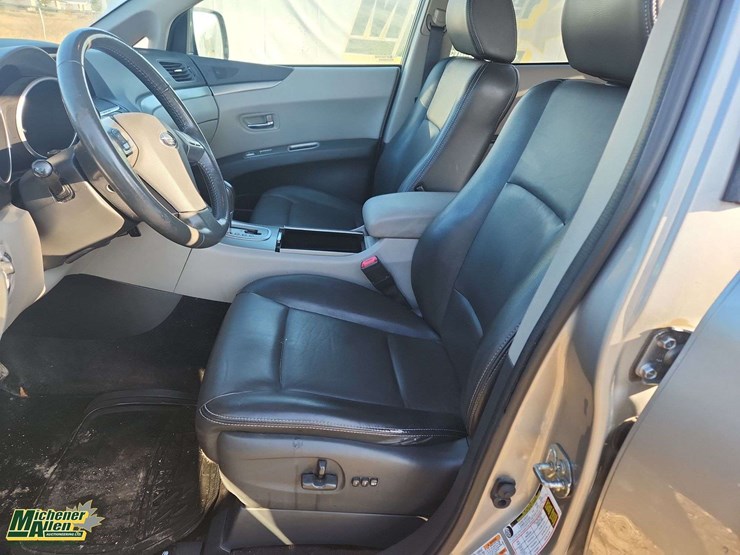 2011-subaru-tribeca-image-17