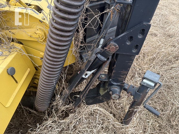 new-holland-tv140-image-67