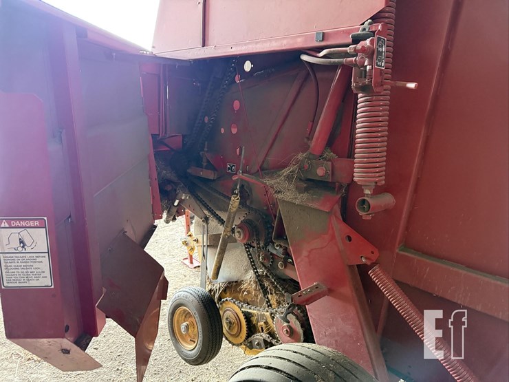 new-holland-664-image-26