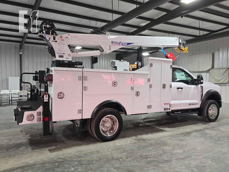 2024-ford-f550-sd-image-3