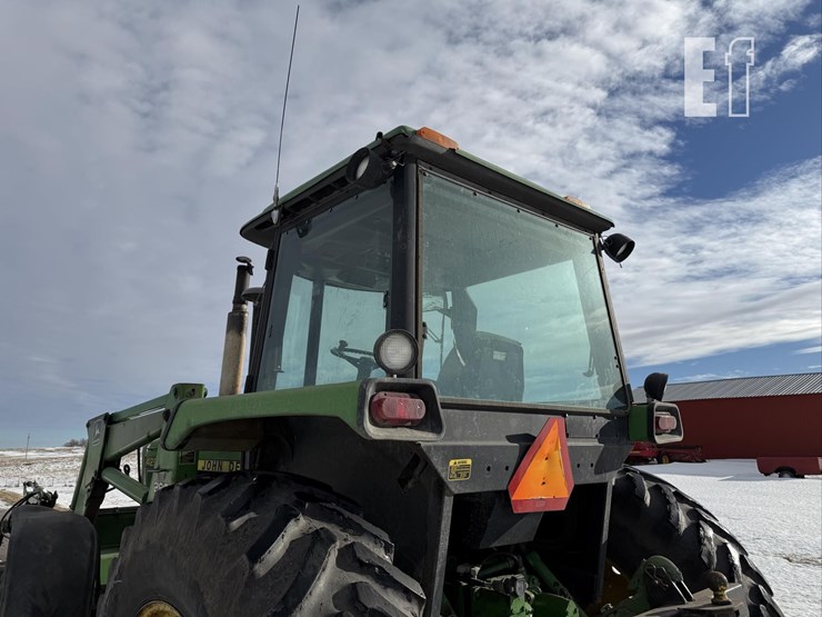 1987-john-deere-4250-image-7