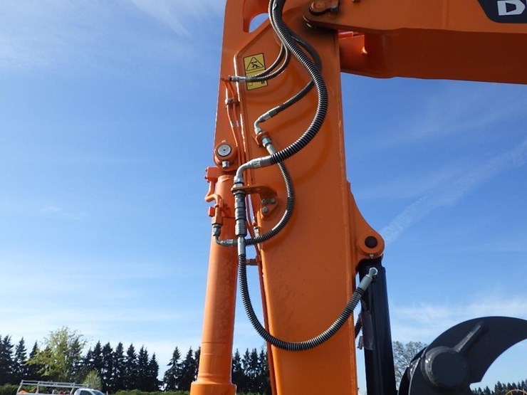 2023-develon-dx85r-3-hydraulic-excavator-image-22