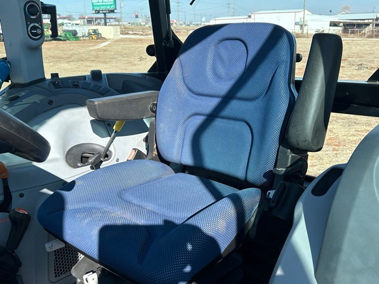 2022-new-holland-ts6.140-image-19