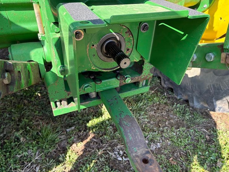 john-deere-6115d-image-12