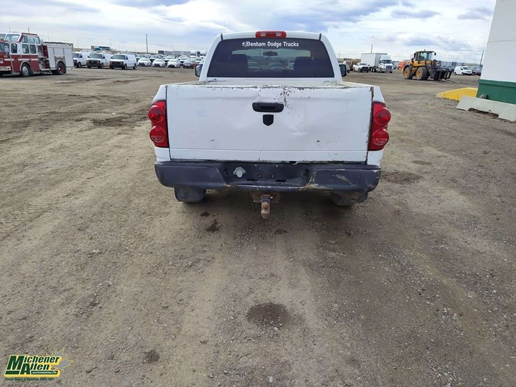 2008-dodge-ram-2500-image-4