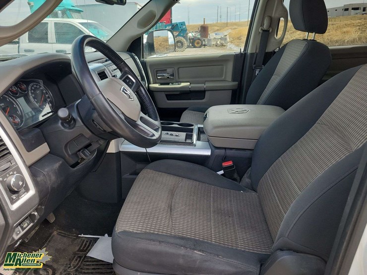 2010-dodge-ram-1500-image-10