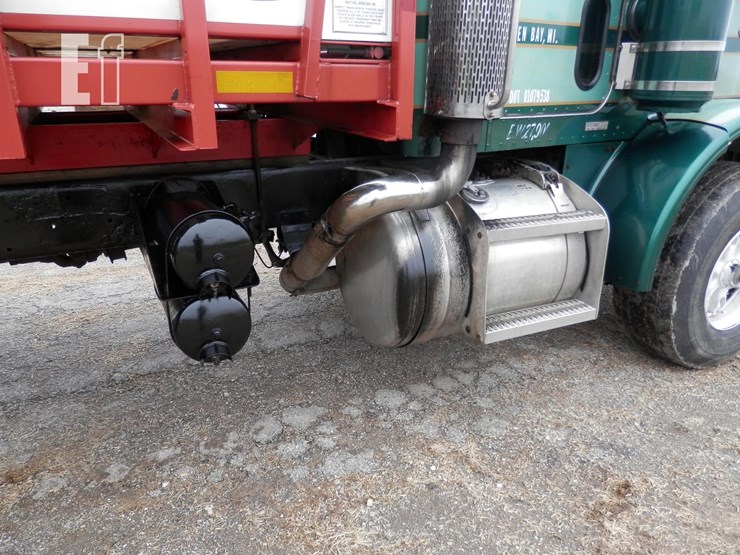 1988-peterbilt-357-image-5