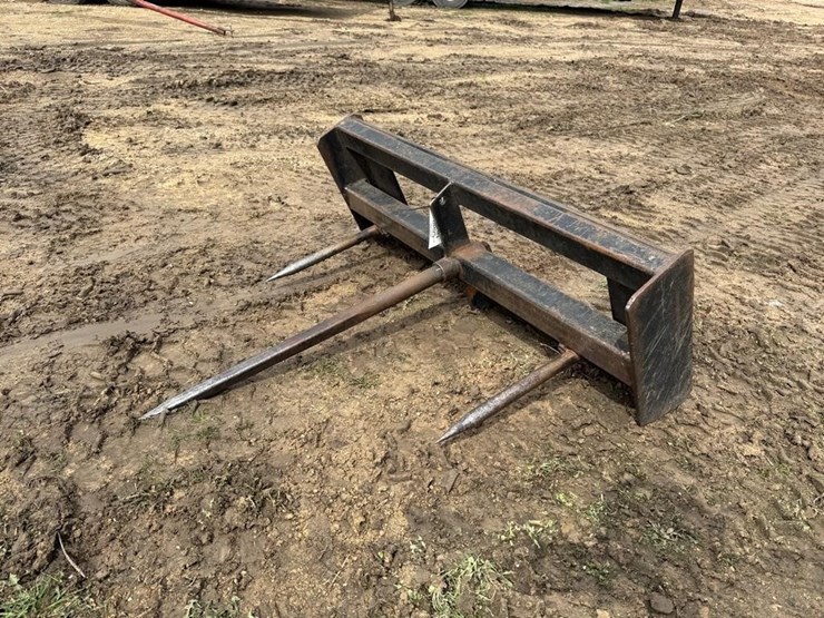 universal-attach-bale-spear-image-2