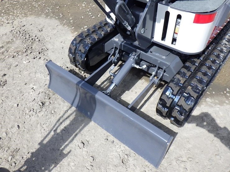 2026-bttl-et12m-6-hydraulic-excavator-image-9