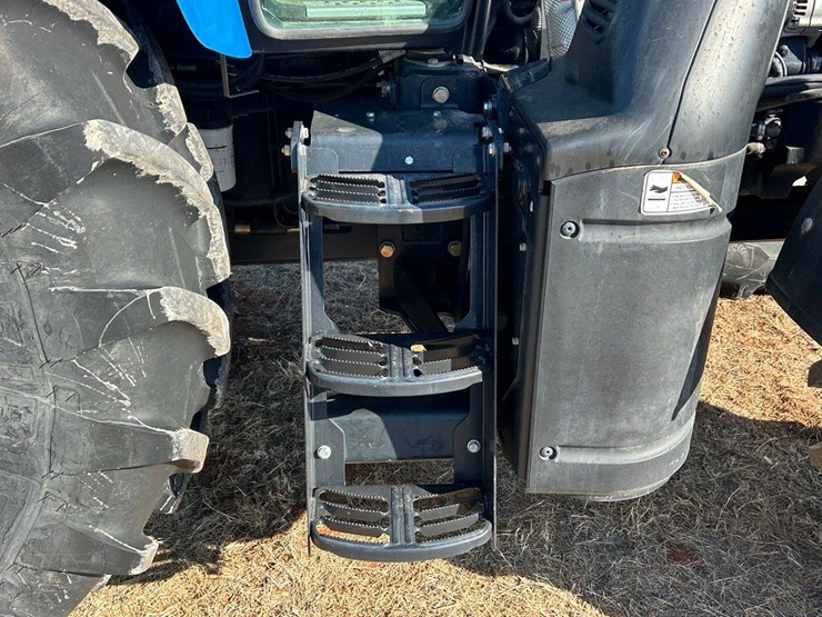 2022-new-holland-ts6.140-image-25