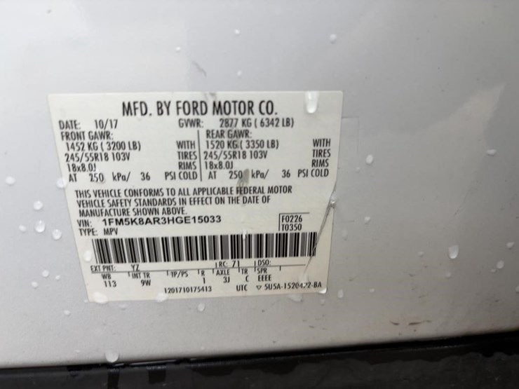 2017-ford-explorer-image-26