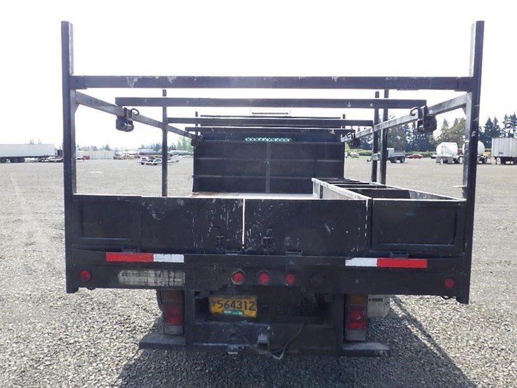 2007-isuzu-nqr-image-6