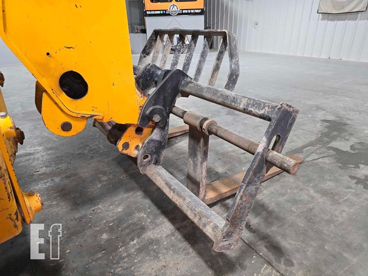 2018-jcb-510-56-image-11