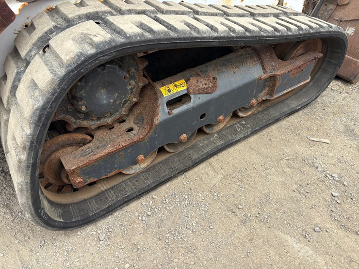 2018-bobcat-t550-image-15