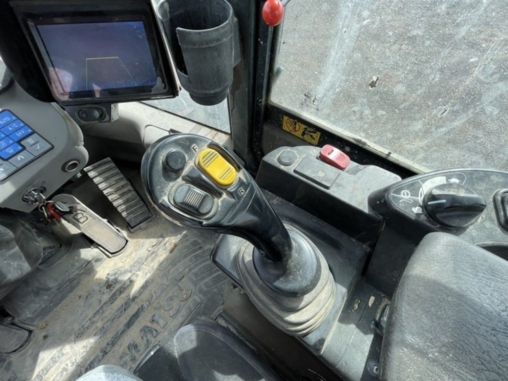 2019-komatsu-wa320-8-image-27