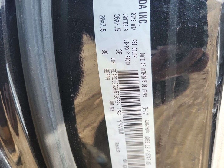 2017-chrysler-pacifica-image-6