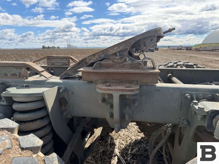 2002-oshkosh-mk23-image-34