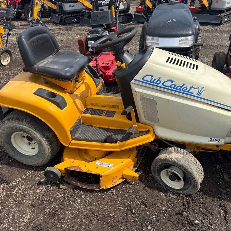 CUB CADET 2166