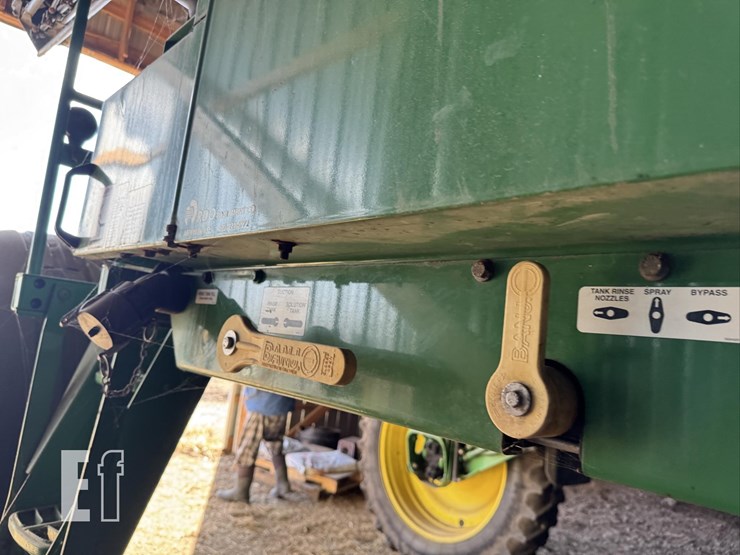 2005-john-deere-4720-image-31