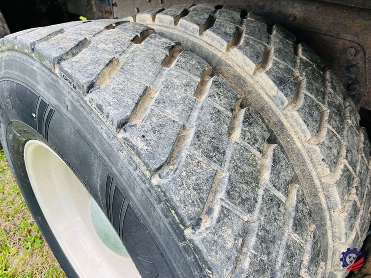 2000-western-star-4900-image-19