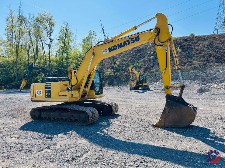 2015-komatsu-pc210-lc-image-7