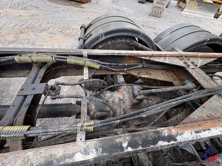 2007-international-sf525-t/a-dump-truck-image-85