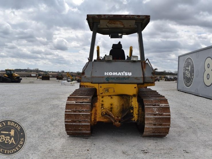 komatsu-d65ex-12-image-4