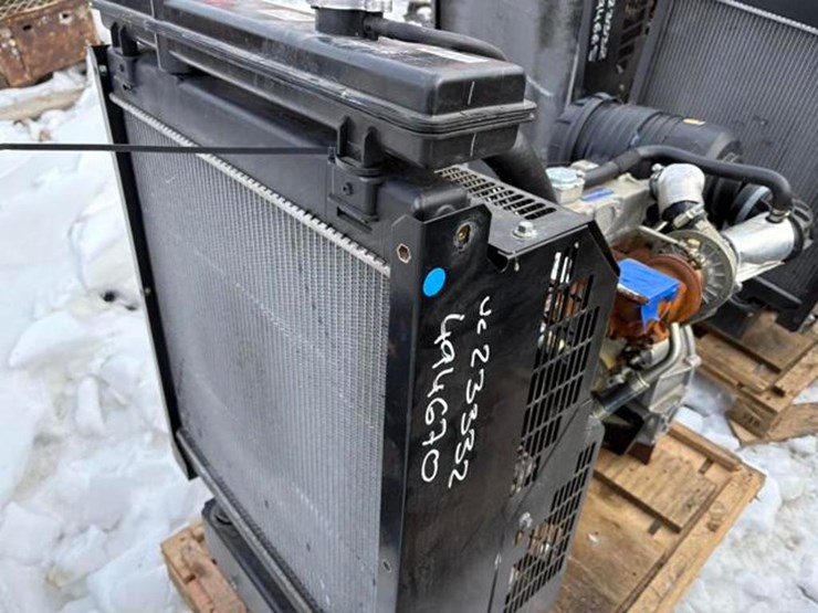 perkins-404d-22t-diesel-engine-image-6