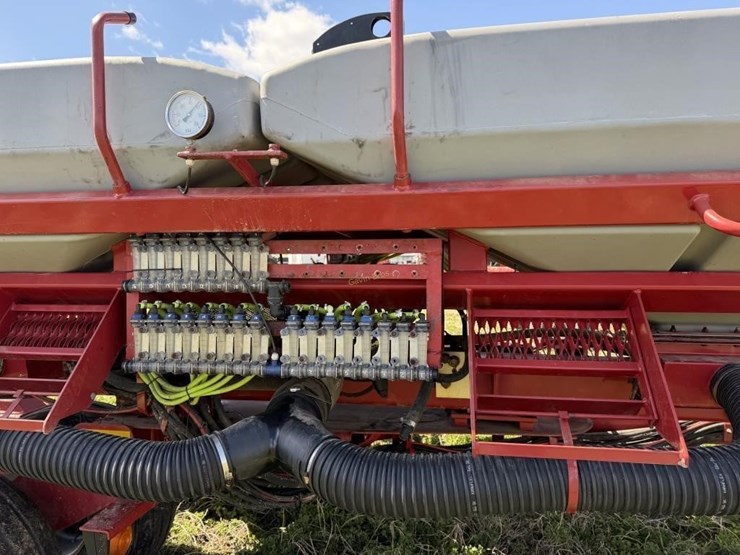 2008-case-ih-1200-image-9