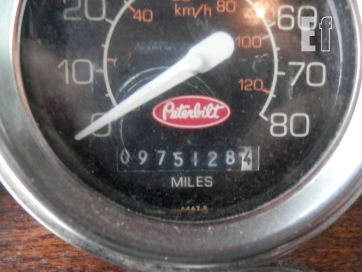 1999-peterbilt-385-image-20