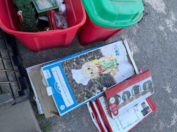 christmas-decor-lot-image-4