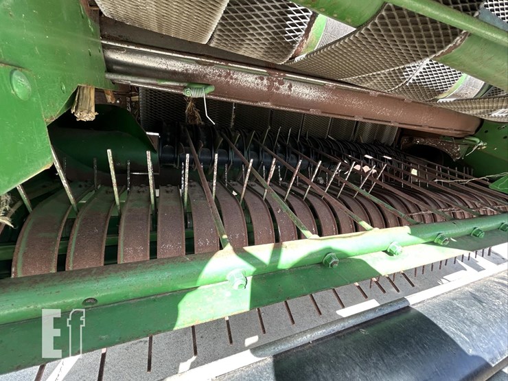 2019-john-deere-560r-image-12