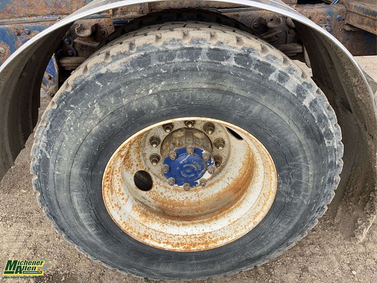 2008-hino-308-image-10