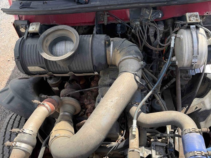 2007-mack-granite-gu713-image-19