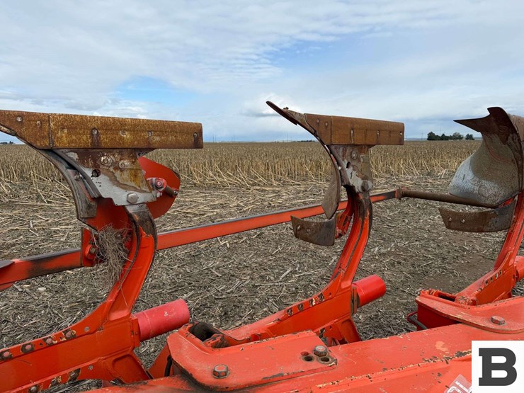 kuhn-multi-master-100dl-6-bottom-plow-image-15