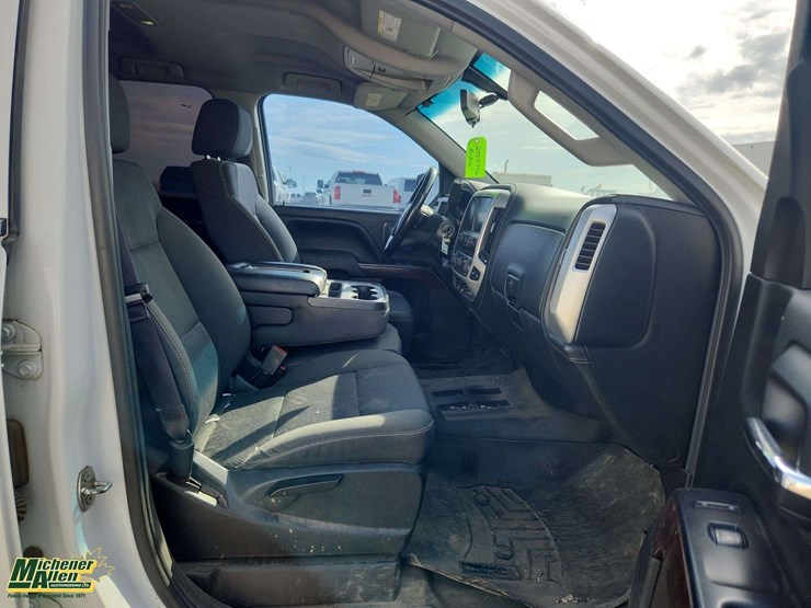 2015-gmc-sierra-1500-image-16