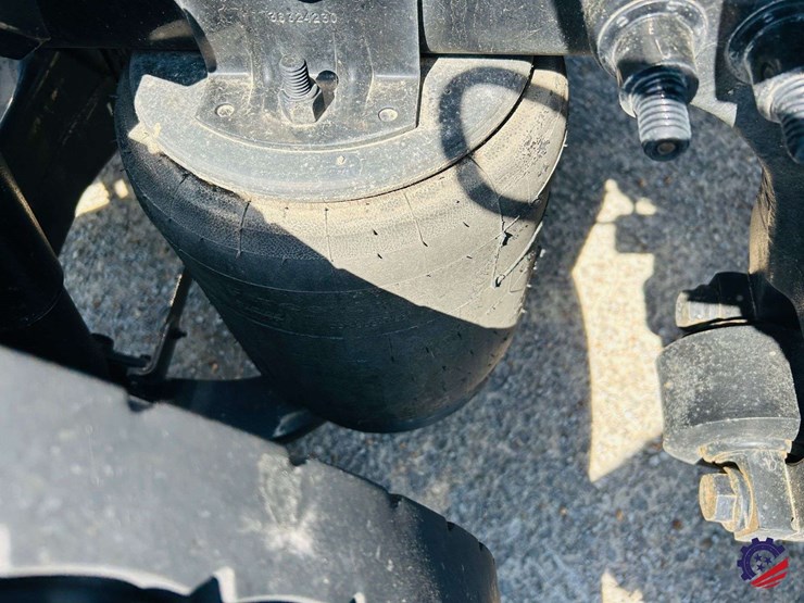 2024-international-lt62f-t/a-truck-tractor-image-56