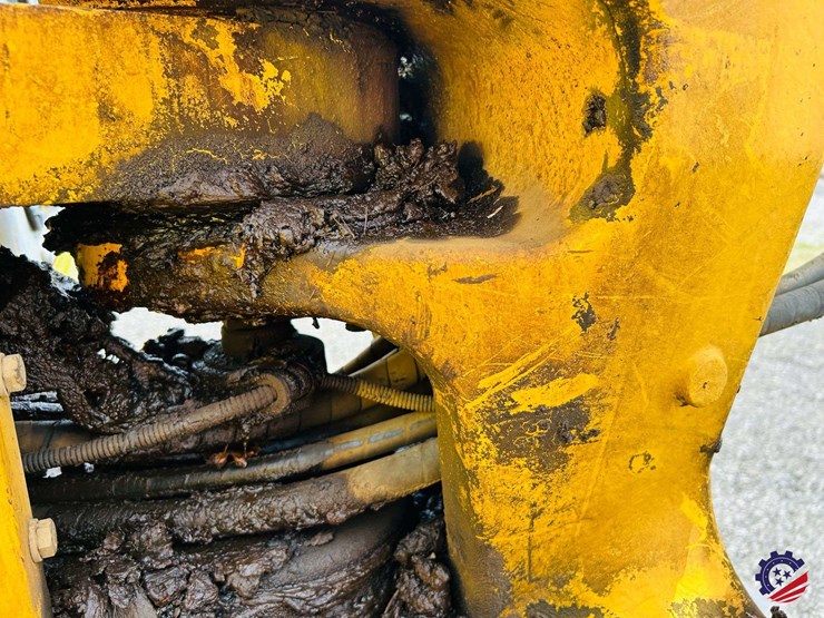 2008-komatsu-pc78mr-6-image-33