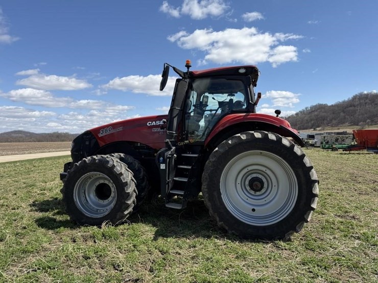 2023-case-ih-380-image-8