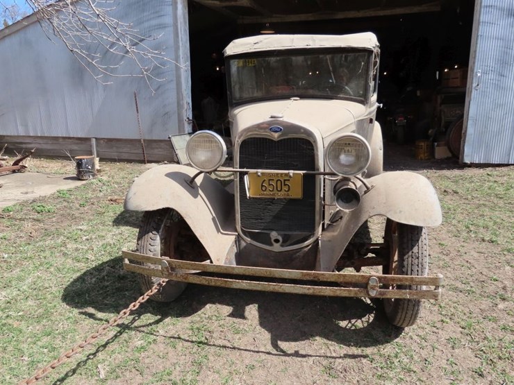1930-ford-2dr-sedan-image-2