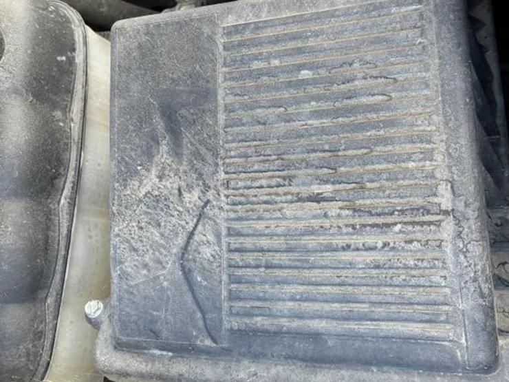 2012-gmc-sierra-2500-image-8