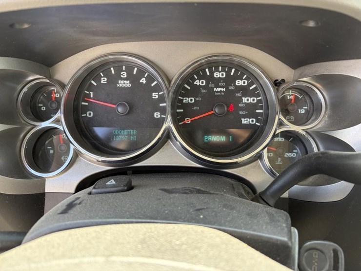 2012-gmc-sierra-2500-image-15